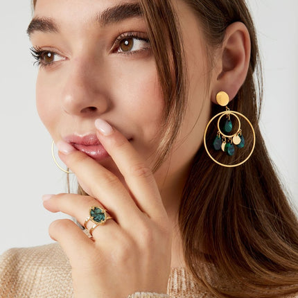 Bague Dorée avec Pierre Verte - Pierre Naturelle – Bijou Tendance en Acier Inoxydable – Taille Unique Ajustable – Bague Chic –