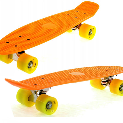 Kiamo Pennyboard – Mini Skateboard 57cm – Planche Orange avec Roues Jaunes – ABEC-5 – Max. 100kg
