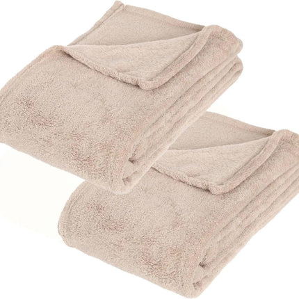 Atmosphera Couverture ou plaid en molleton poilu - 2x - beige - 125 x 150 cm - polyester - Couverture de canapé - Plaid en molleton