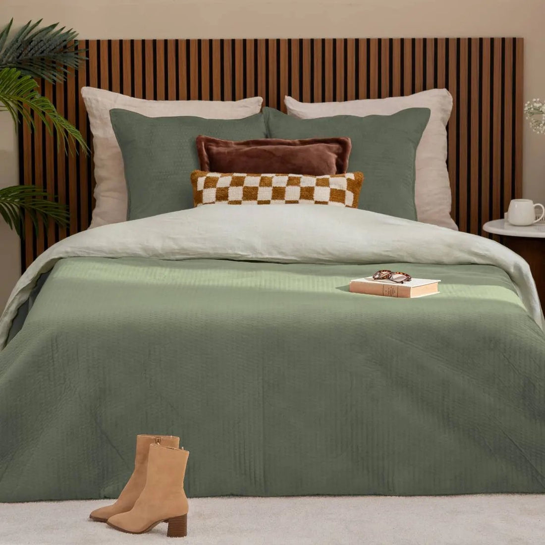 Beddensprei Lilou 240 x 260 cm – celadon groen, met 2 kussenslopen – foto 5