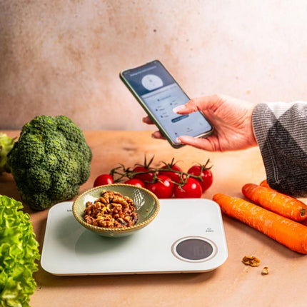 Klausberg KB-7938 Balance de Cuisine Intelligente – Bluetooth, Analyse d'application, 5 kg – Verre Trempé – Compteur de Calories et de Macronutriments