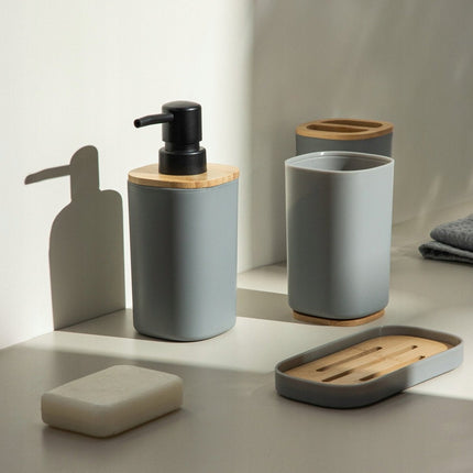 Homla - Tula Badkameraccessoiresset - 4 Delig Badkamer Accessoires Set - Badkamerset - Moderne Badkamer Accessoires - Zeeppompje met Bamboe - Badkamerbeker - Tandenborstelhouder - Zeepbakje - Grijs