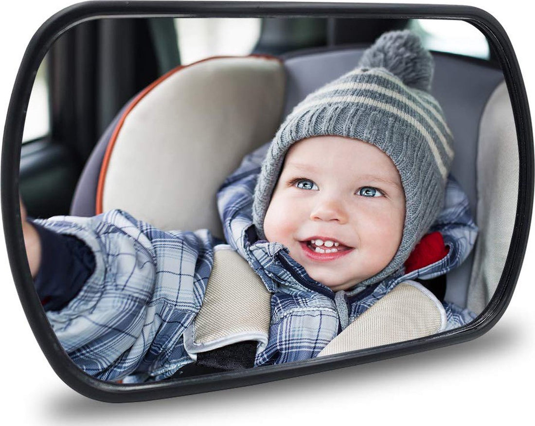 Mirror to observe the child while traveling in the car 360