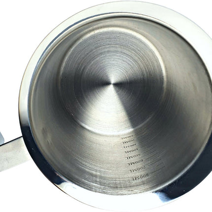 Kinghoff® - Mousseur à lait manuel - Inox - 800 ml - Lavable au lave-vaisselle - Barista - Pot à lait - Fond résistant à la chaleur - Induction