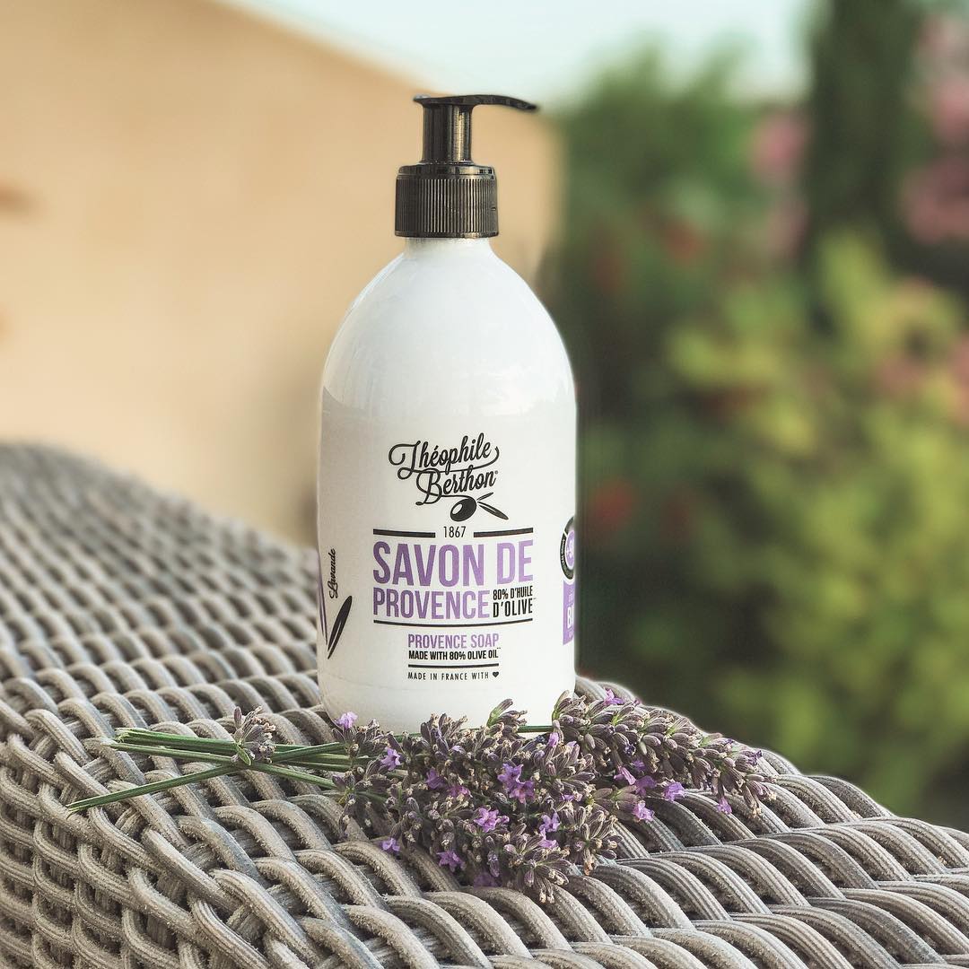 Duschgel aus der Provence. 80% Olivenöl. Lavendelduft. 500 ml