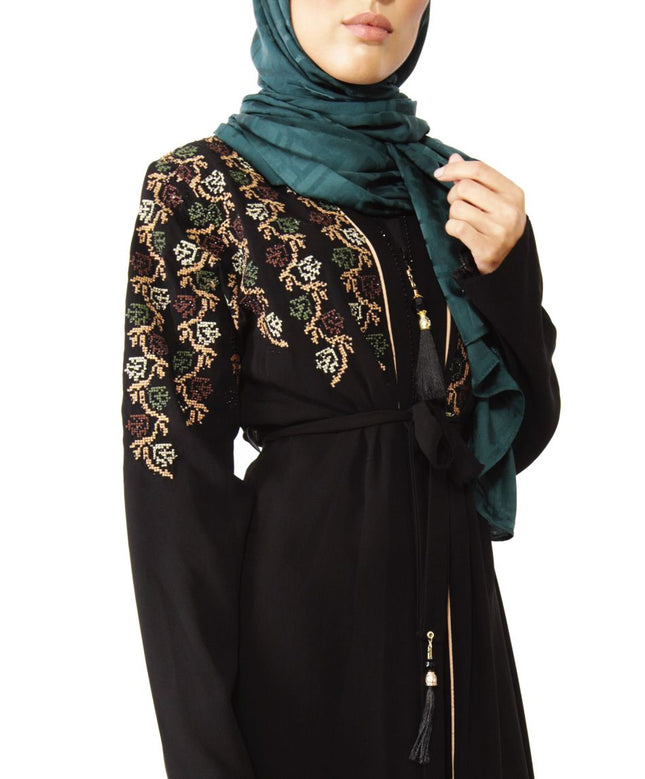 Abaya Modeste Brodée