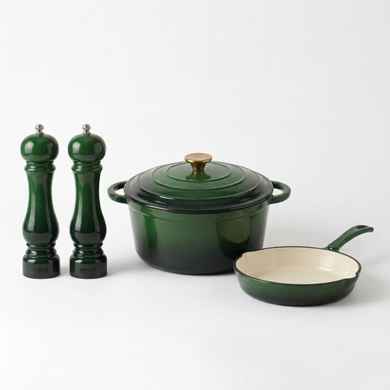 Hage - 4-Piece Kitchen Set - Enameled Cast Iron Cookware Set - 5L Dutch Oven 26 cm with Lid & 20 cm Frying Pan - 2 Manual Spice Grinders 100 ml - Induction, Gas & Oven - Ceramic Grinding Mechanism - Bottle Green