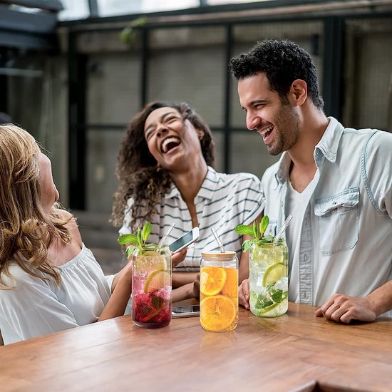 4-piece drinking glass set with lids and straws, bubble tea cup, iced coffee glasses, 500 ml, bear can cocktail glasses, iced coffee cup for milkshakes, juices, smoothies (semi-sealed)