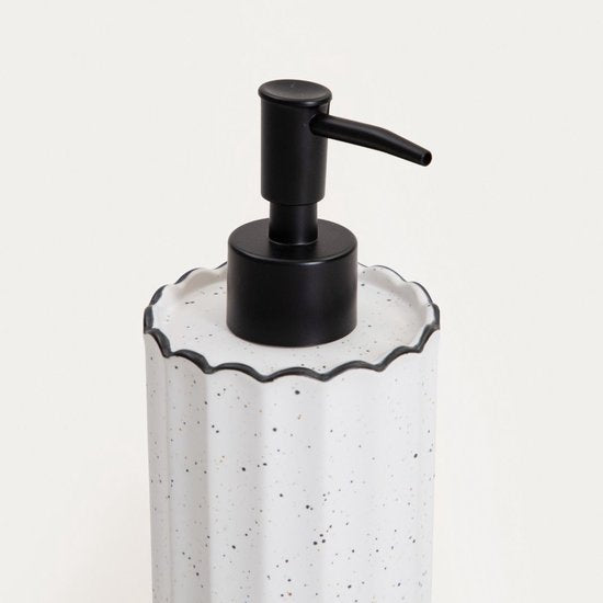 Homla - Scallop Zeepdispenser Keramiek - Badkamer Zeep Pompje Modern Design - Handzeep Dispenser Keuken & Badkamer - Compact Zeepfles Luxe Stoneware - 0,34 L - 7,5 x 17,8 cm - Wit