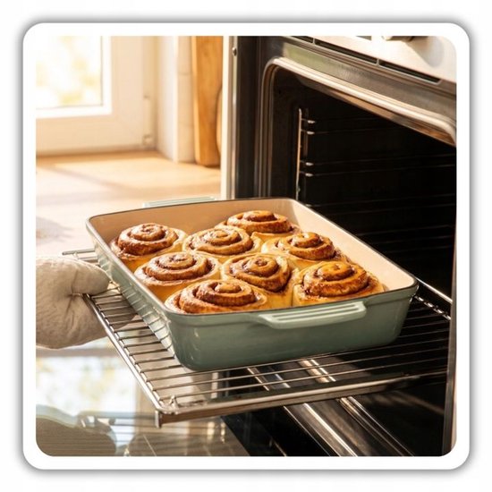 Hage - Baking Dish - Casserole Dish - Cast Iron Casserole Dish - Enamelled Roasting Pan with Handles - Suitable for Induction, Oven & All Heat Sources - 3.5 Litres - 32 x 23.5 cm - Pastel Teal