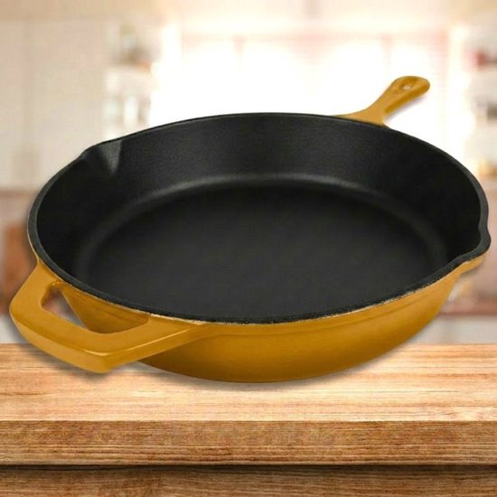 Hage gietijzeren koekenpan Ø 26 cm – geëmailleerd, mosterdgeel, ook inductie