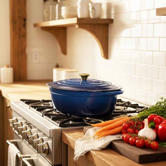 Hage - Braadpan - Geëmailleerde Gietijzeren Braadpan met Deksel - Oven & Inductie Geschikt - Voor Braden, Stoven en Ovenschotels - 6 Liters - 34 x 26 x 18 cm - Blauw