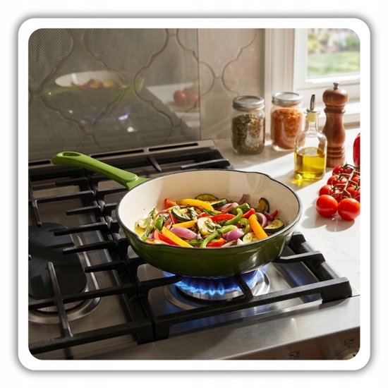 Hage - 4-Piece Cast Iron Cookware Set - 5L 26 cm Dutch Oven with Lid & 20 cm Frying Pan - 2 Salt and Pepper Grinders 100 ml - Enamelled - Induction, Gas & Oven Safe - Ceramic Grinding Mechanism - Olive Green