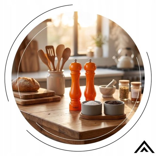 Hage - Manual Pepper and Salt Mills - Pepper & Salt - Ceramic Grinder - Adjustable Grind Size - 100 ml - Ø5.5 x 22 cm - Orange