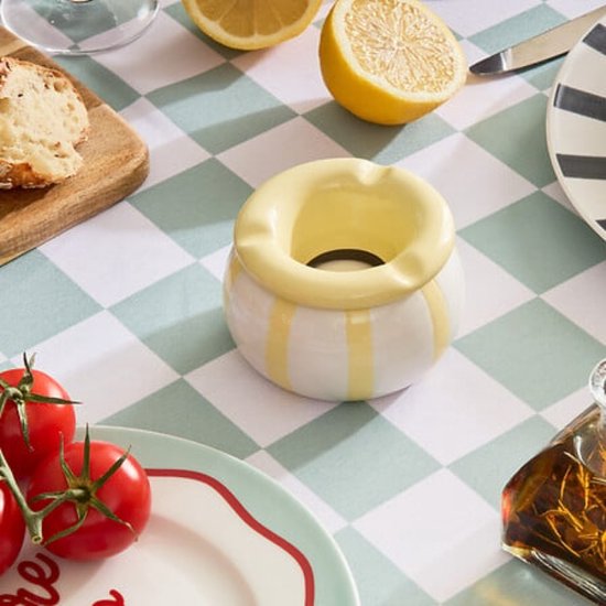 Dela Ashtray - Designer Ceramic Ashtray - Compact Cigarette Ashtray - Modern Table Ashtray - Decorative Indoor Ashtray - approx. Ø9 x 6 cm - Yellow