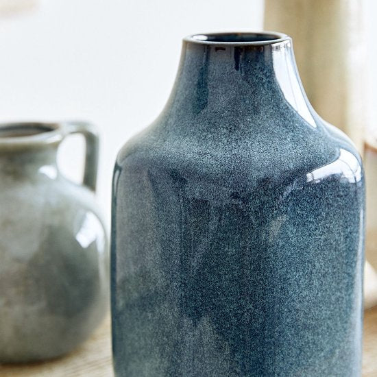 Homla - Vase - Blumenvase - Keramikvase - Dekorative Designvase - Moderne Blumenvase für Trockenblumen und Frischblumen - 14 x 14 x 22 cm - Blau