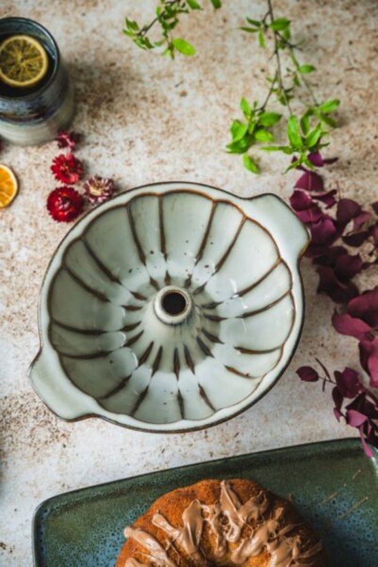 MPLCo - Bundt Pan - Baking Mold - Cake Mold with Center Tube - Oven, Microwave & Dishwasher Safe - Ø28 x 8.5 cm - Navy Gray