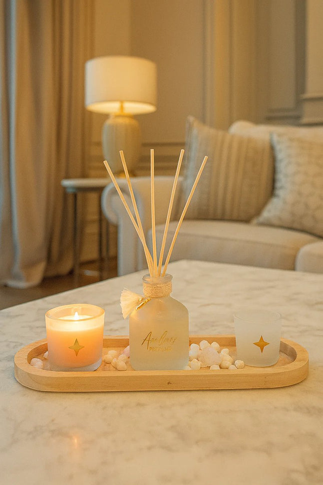 Coffret Luxe Parfum Wild Romance – Bougie Parfumée, Diffuseur, Bougeoir & Plateau en Bois – Blanc