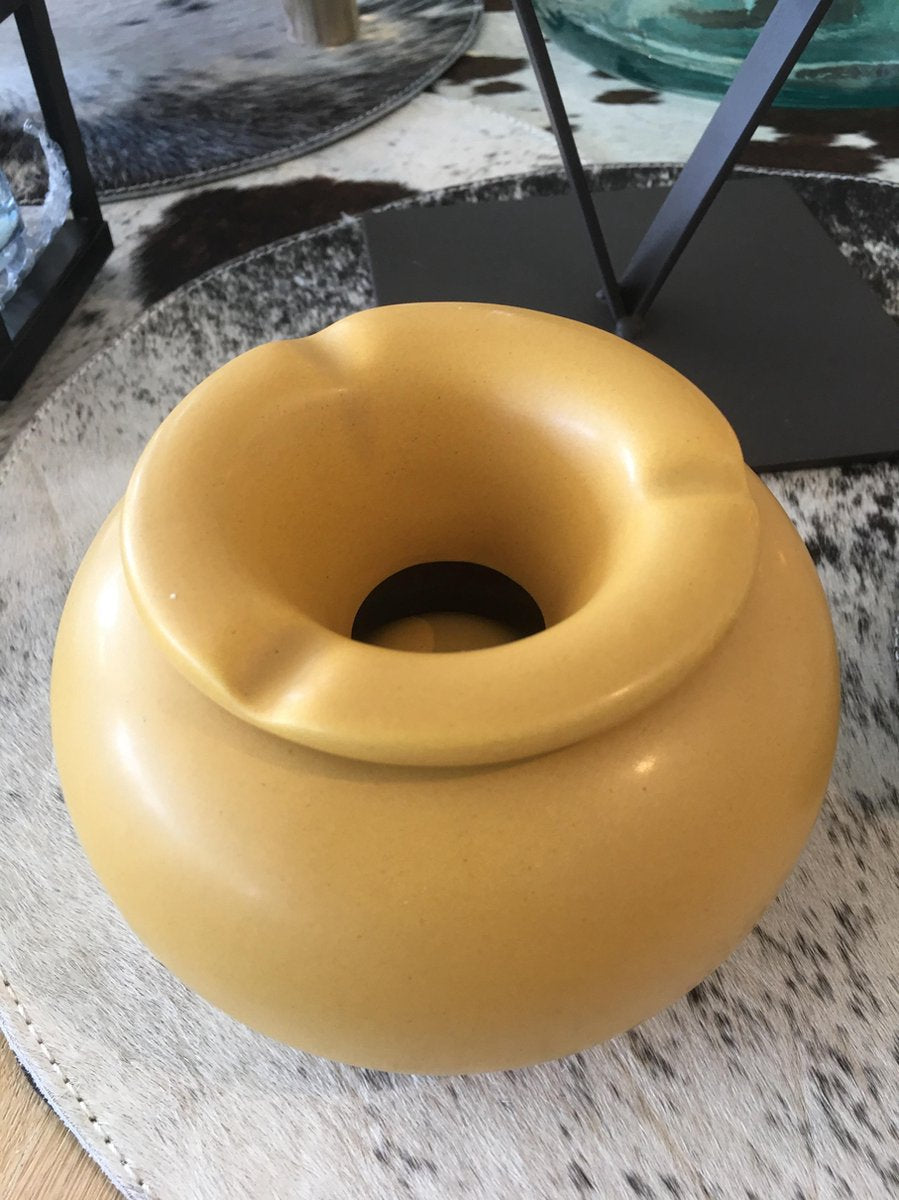 Ceramic ashtray - Accessory for cigarettes round ashtray - Table ashtray - Yellow
