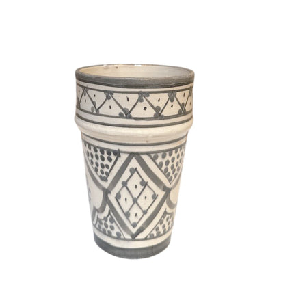 Tasse Marocaine Asfi – Gris-Blanc – Faïence Faite Main 12,5 cm