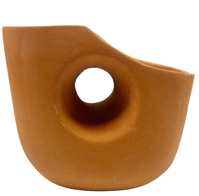 Vase sculptural en terre cuite