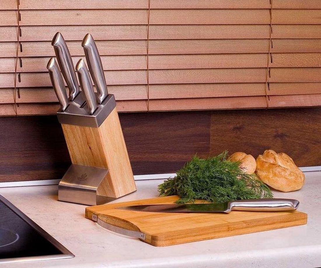 Kinghoff - 6-piece knife set - with wooden block