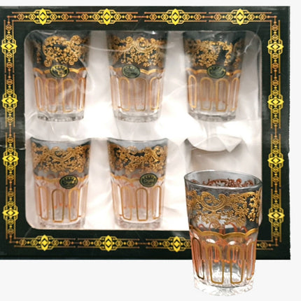 Verres à thé à motif doré