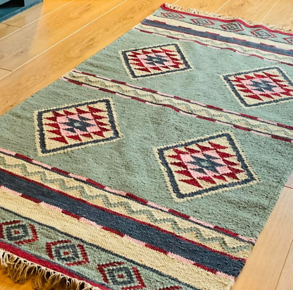 Handgeweven kelimtapijt van wol en katoen in meerdere kleuren, geometrisch, ruitvormig, 75 cm x 135 cm