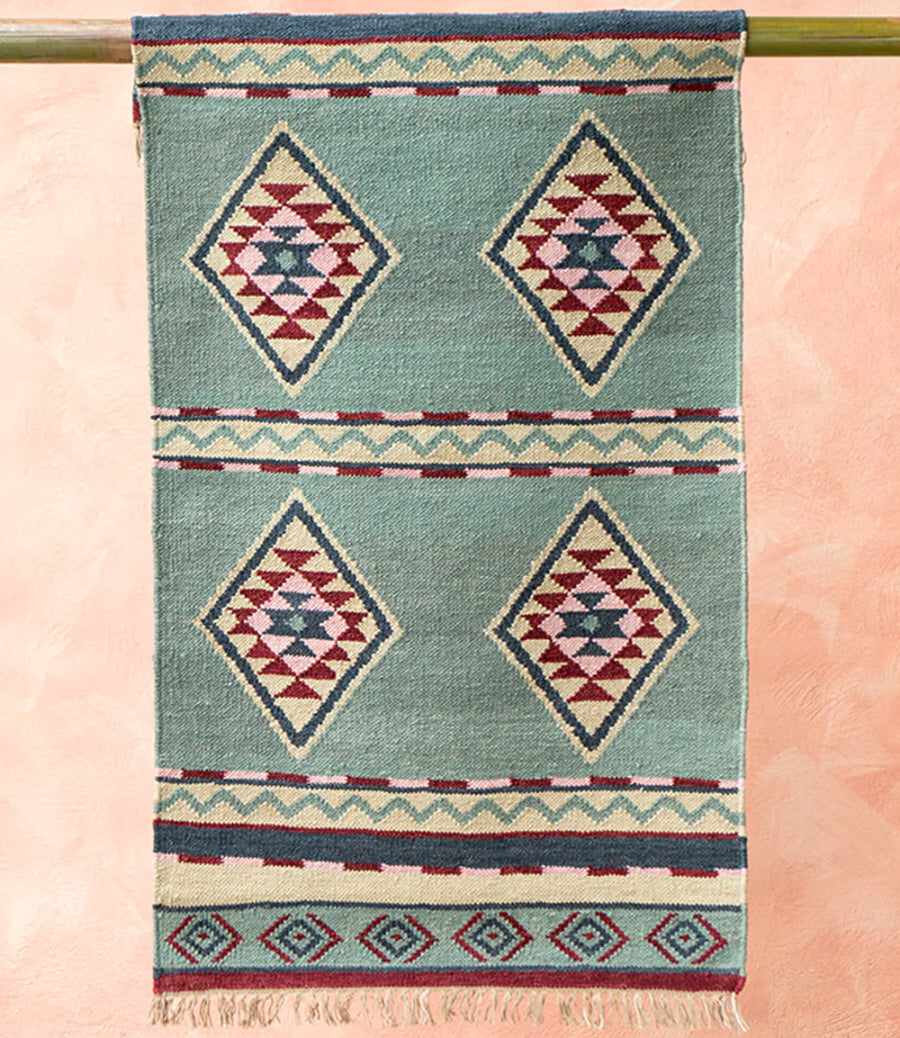Handgeweven kelimtapijt van wol en katoen in meerdere kleuren, geometrisch, ruitvormig, 75 cm x 135 cm