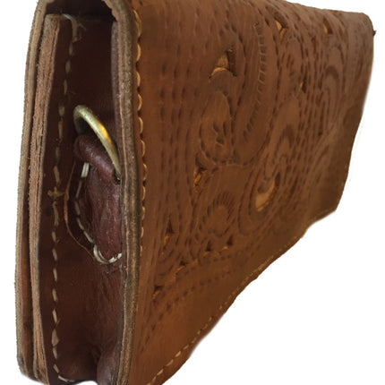 Pochette marron foncé 100 % cuir