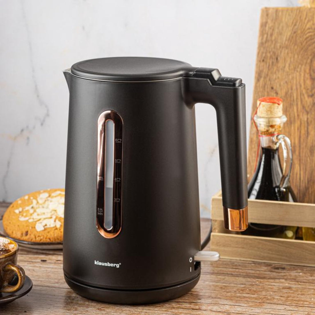 Klausberg KB-7889 Elektrischer Wasserkocher - 1,7L - Schwarz / Roségold - 2200W - Edelstahl & PP - Sicher & Stilvoll - Roségold