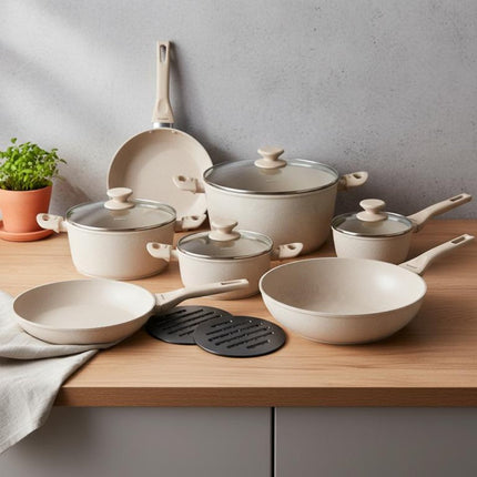 Klausberg KB-7959 Set de 12 casseroles Beige | Revêtement antiadhésif en marbre | Comprend une poêle et un wok | Compatible induction | Blanc crème