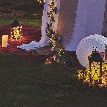 Lot de 2 - Lanterne de jardin rustique avec bougie LED à piles - Éclairage de jardin / Lumière d'ambiance - Noir - Photophore à piles - Lampe de table d'extérieur avec effet flamme