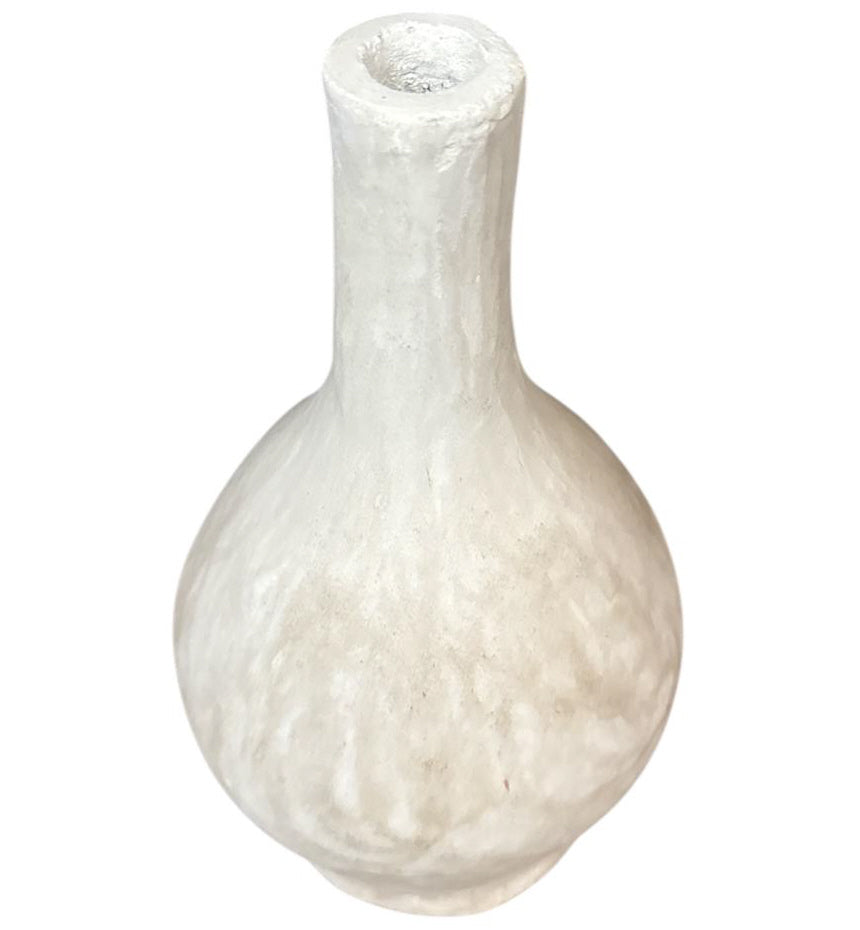 Witte keramische vaas, 32 cm hoog – handgemaakt aardewerk met smalle hals – foto 4