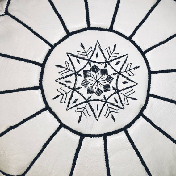 Pouf marocain blanc avec noir