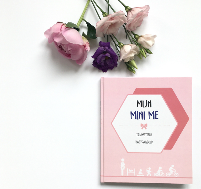 Ma Mini Moi - Carnet de bébé islamique pour fille