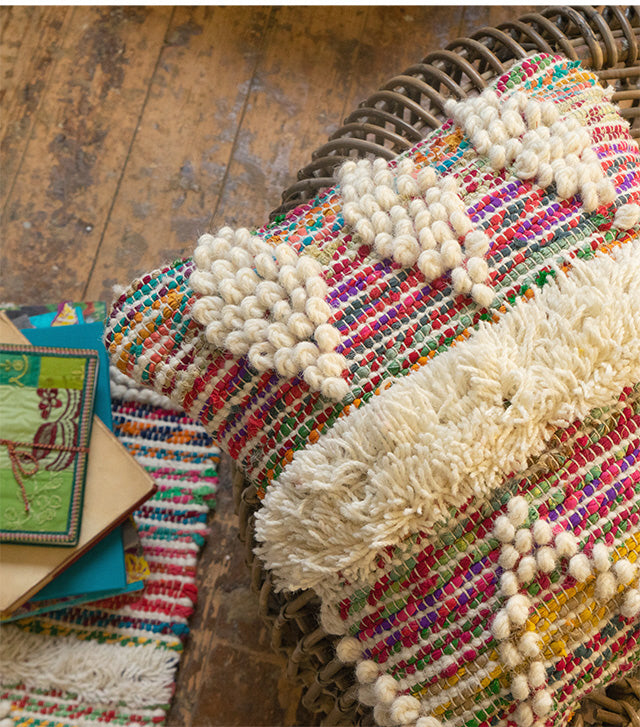 Housse de coussin en fil recyclé blanc/multicolore
