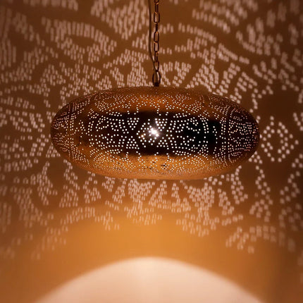 Suspension ovni filigrane orientale vintage dorée