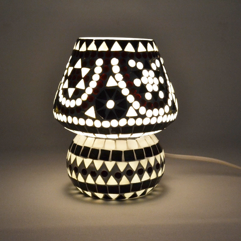 Orientalische Mosaik-Tischleuchte Pilz schwarz-weiß