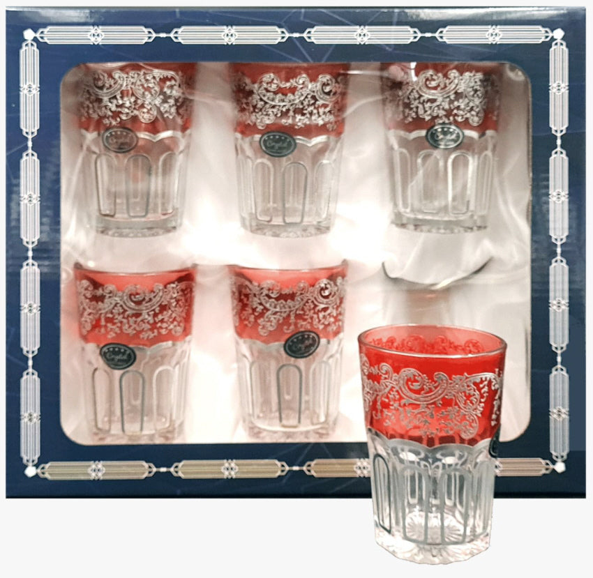 Theeglazen met zilveren patroon