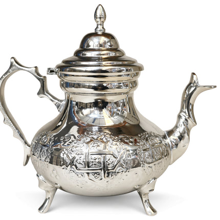 Théière Marocaine Traditionnelle Argentée – Faite à la main à Fès – 1 Litre