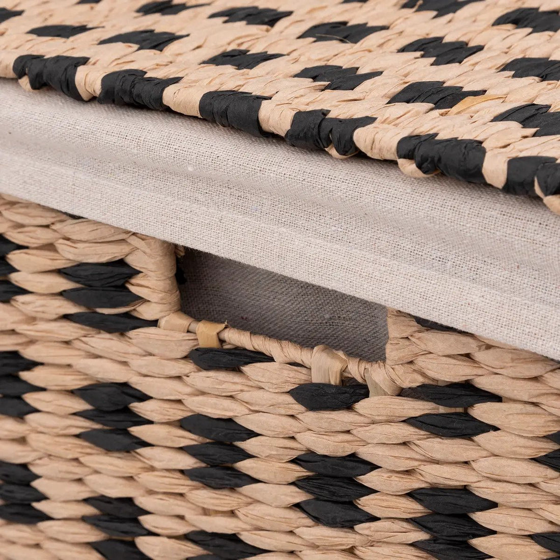Wasmand gevlochten Riet - beige/zwart - 40 liter
